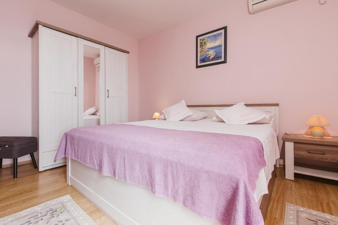 Apartment Kuzmanic Lokva Rogoznica Eksteriør billede